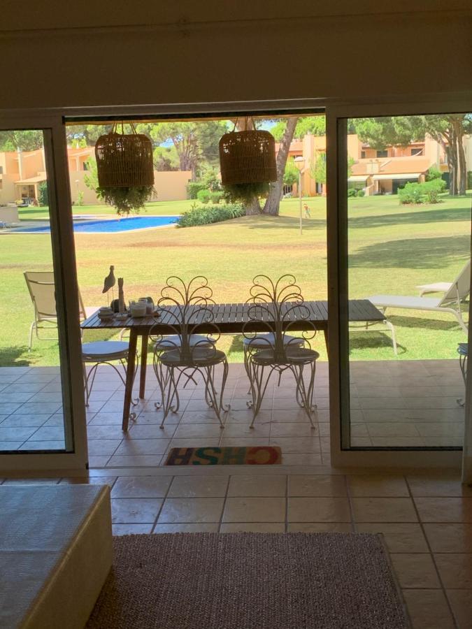 Casa De Ferias Com Piscina - Condominio Vilamouratenis Eksteriør bilde